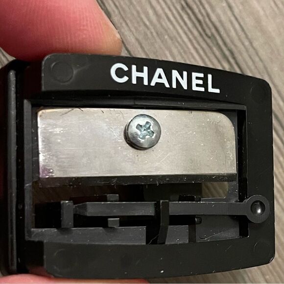 Chanel sharpener New Unused - Picture 2 of 5